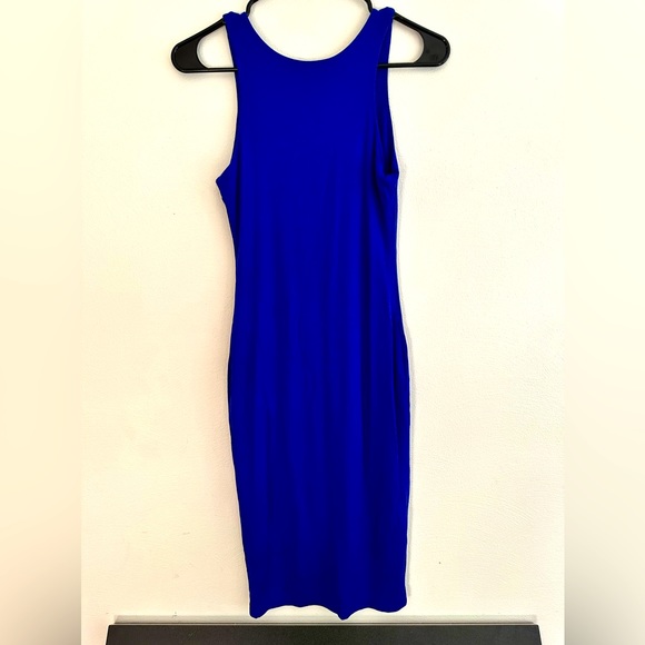 Form Fitting Blue Dress Size S Solid Bodycon Lined Sleeveless Midi Dress - Picture 2 of 6